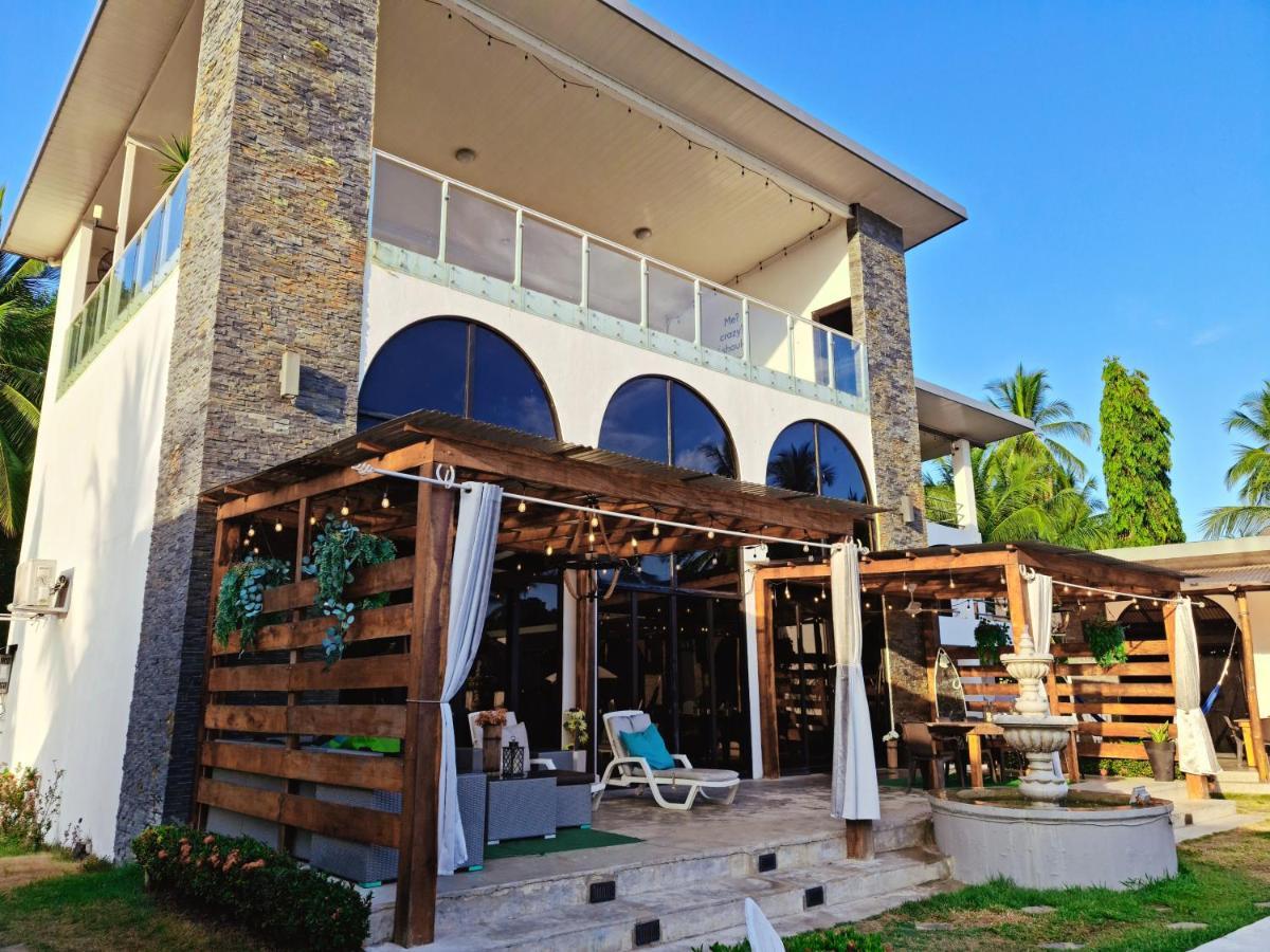 Show Pony Beach Resort And Suites 拉斯拉哈斯 外观 照片