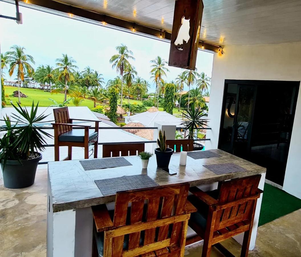 Show Pony Beach Resort And Suites 拉斯拉哈斯 外观 照片